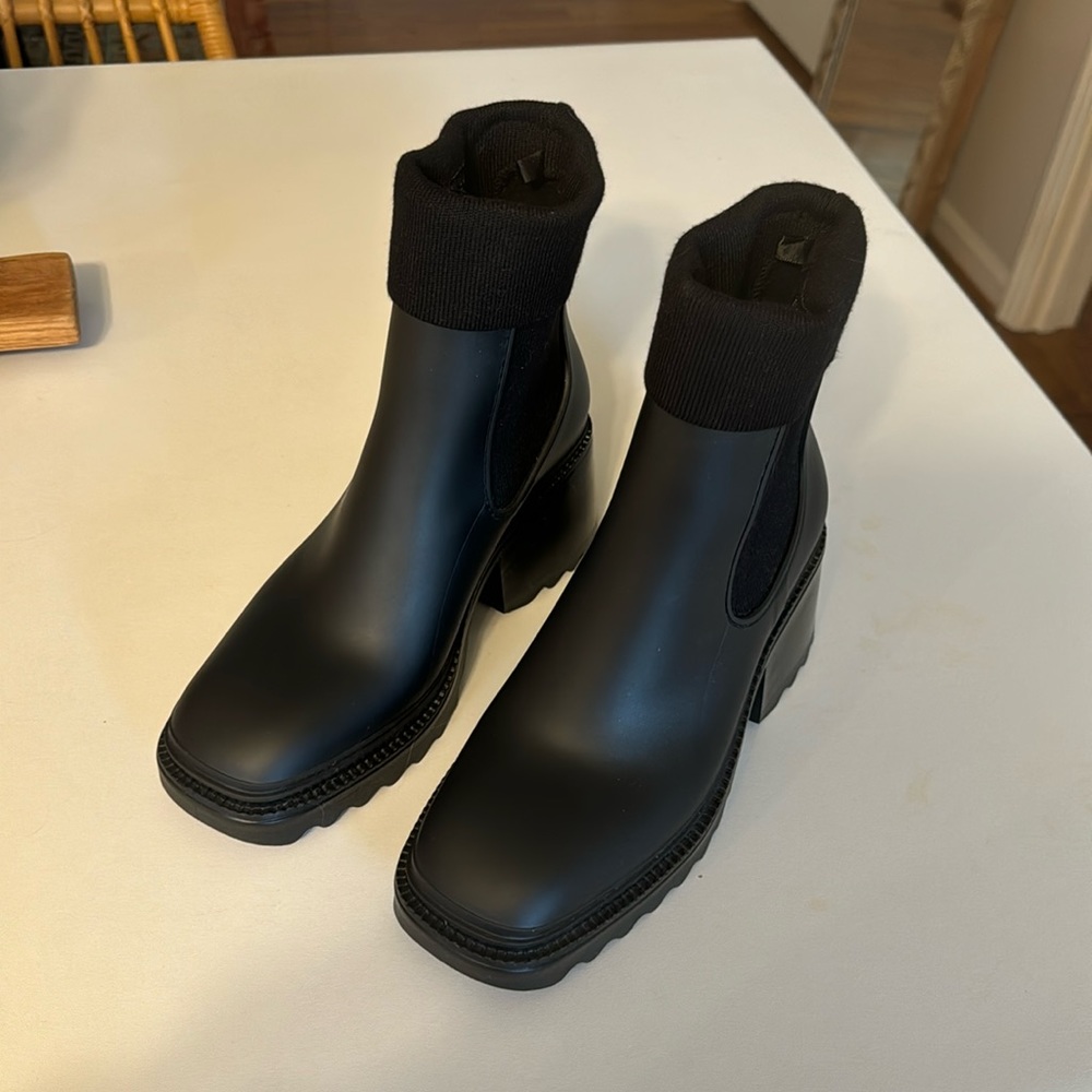 CIRCUS BY SAM EDELMAN KALA SQUARE TOE CHELSEA BOOTS